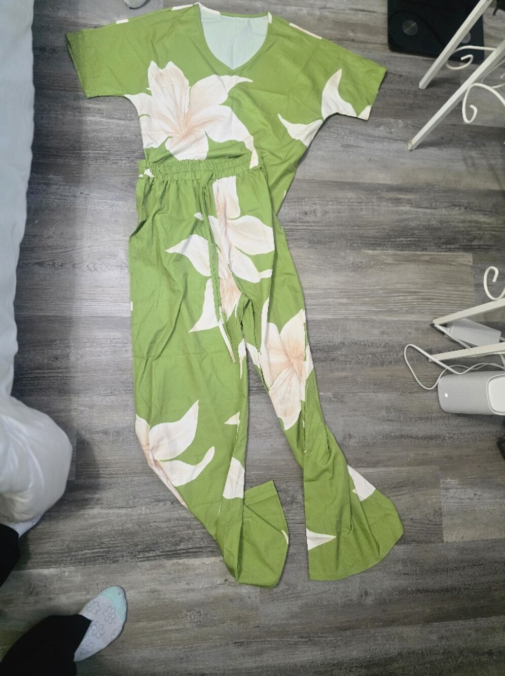 Floral Print Green Jogger Pants with Elastic Waist